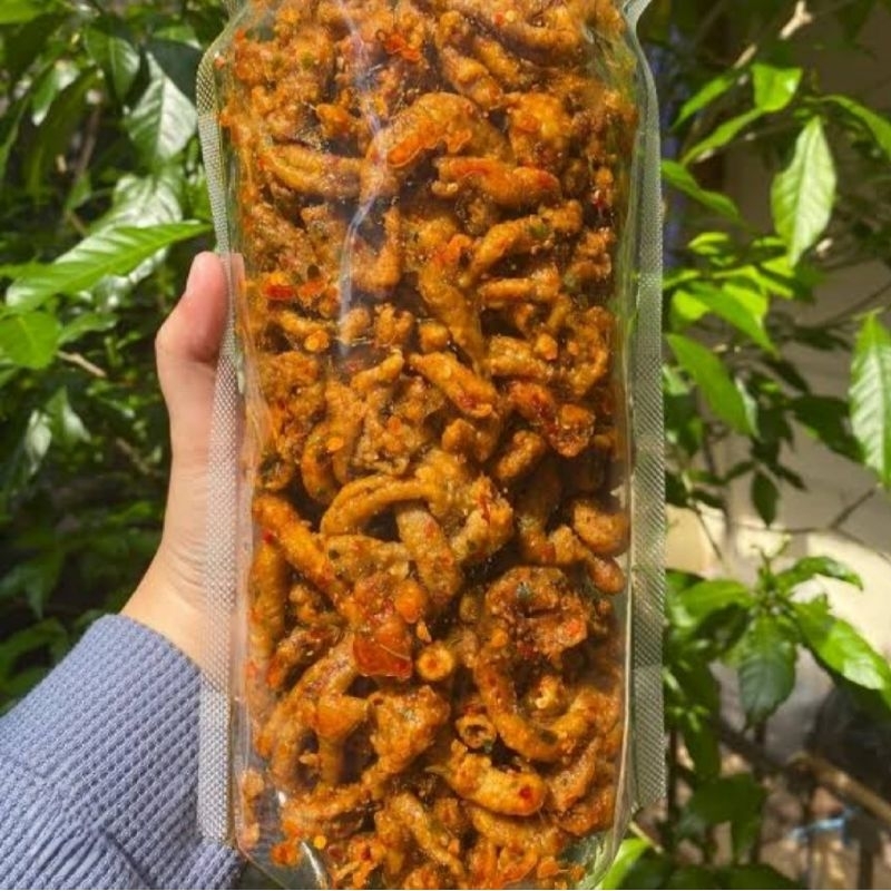 

KERIPIK USUS CRISPY PEDAS DAUN JERUK | KRIPIK USUS CRISPY GURIH | USUS CRISPY RENYAH PEDAS DAUN JERUK | KRIPIK USUS KERIPIK USUS PEDAS 50gr 100gr | KRIPSUS GURIH RENYAH VIRAL MANTAP