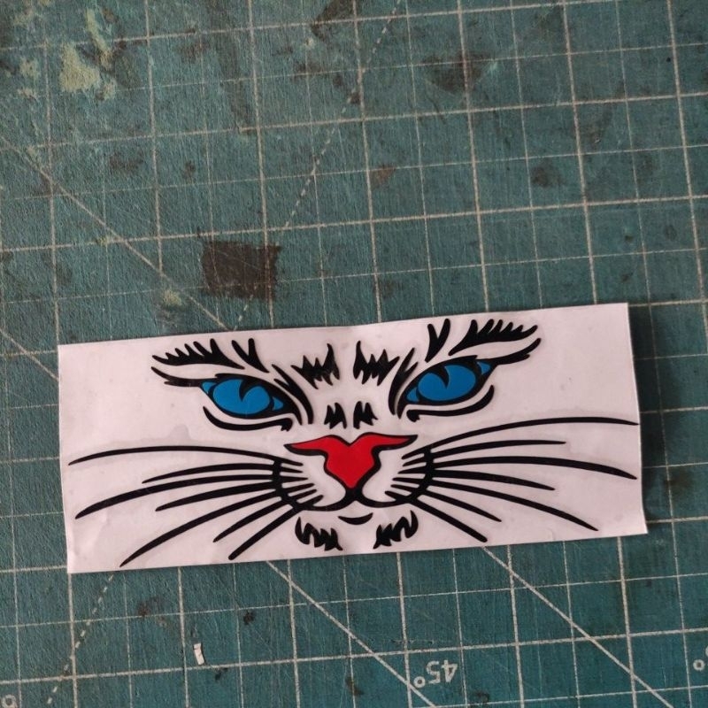 Sticker cutting mata kucing biru
