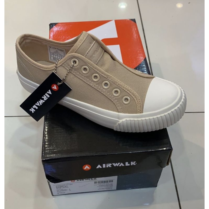 sepatu airwalk krem