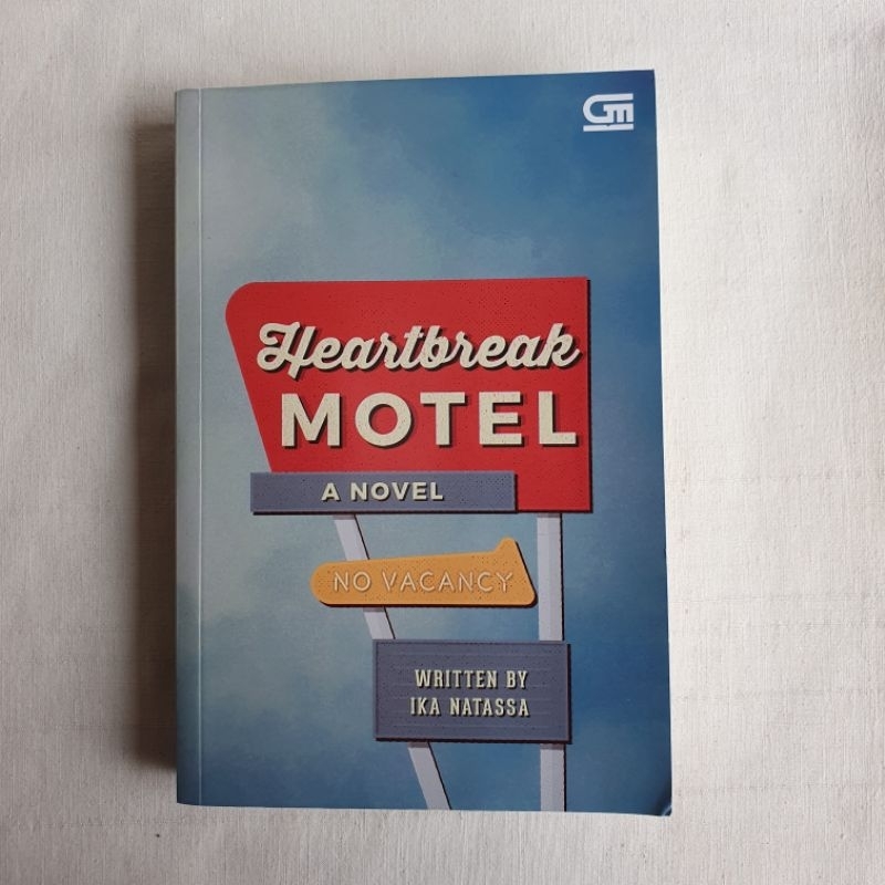 Heartbreak Motel - Ika Natassa (Preloved)