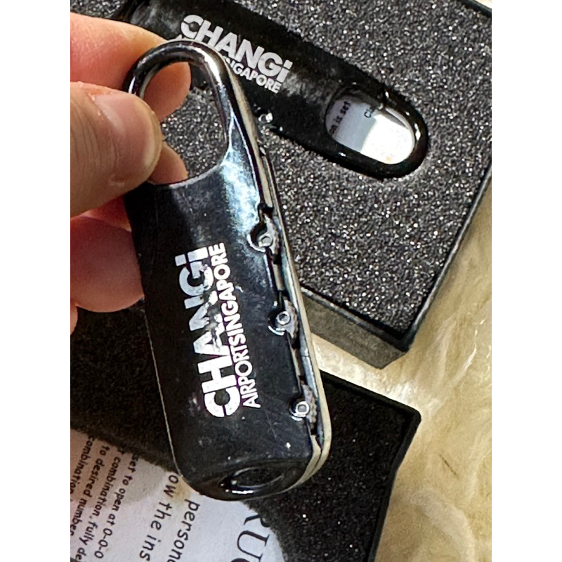 kunci gembok tas singapura