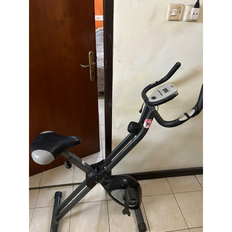 Sepeda still olahraga fitness Ace Hardware