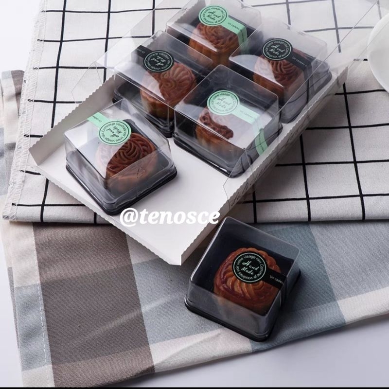 

Kotak Dus Box Mika 22x15x5cm Brownies Bolu Kue Mika Bulat 6.5cm 7cm Mooncake Kue Bulan Mochi Kue Basah Kado Souvenir Cookies Black Delicious