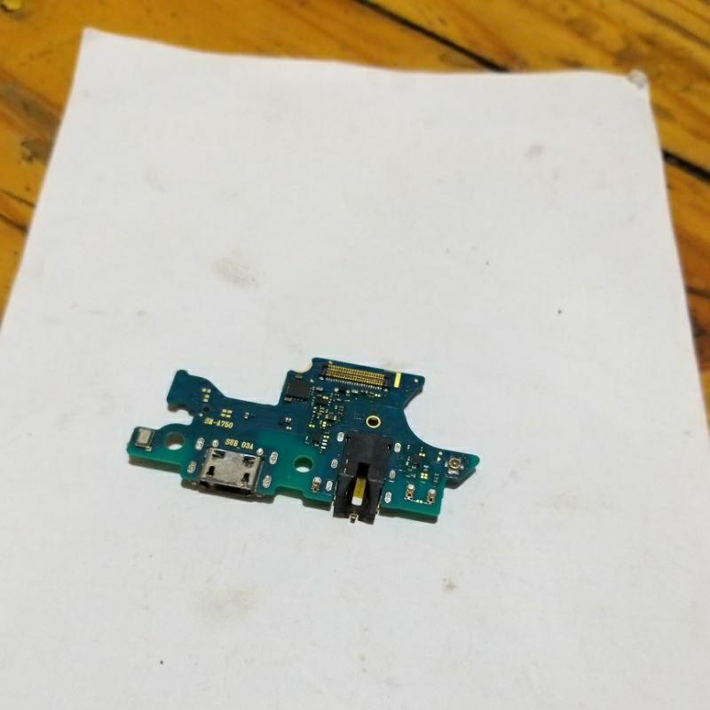 papan charger atau konektor charger samsung a7 2018