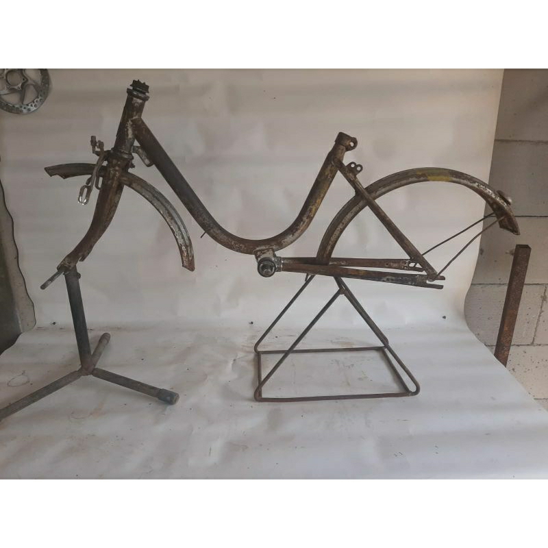 RANGKA ORI MINIONS 16 MEREK BENS WIMCYCLE DAN MEREK BEND SECOND SEKEN BEKAS LAYAK PAKAI.