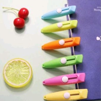 

KK Mini Cutter Bentuk Pen Pisau Pemotong Kertas Ukuran Mini