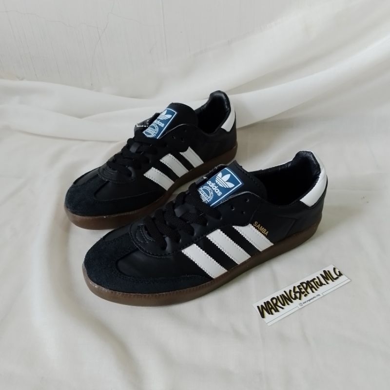 ADIDAS SAMBA BLACK WHITE & GUM