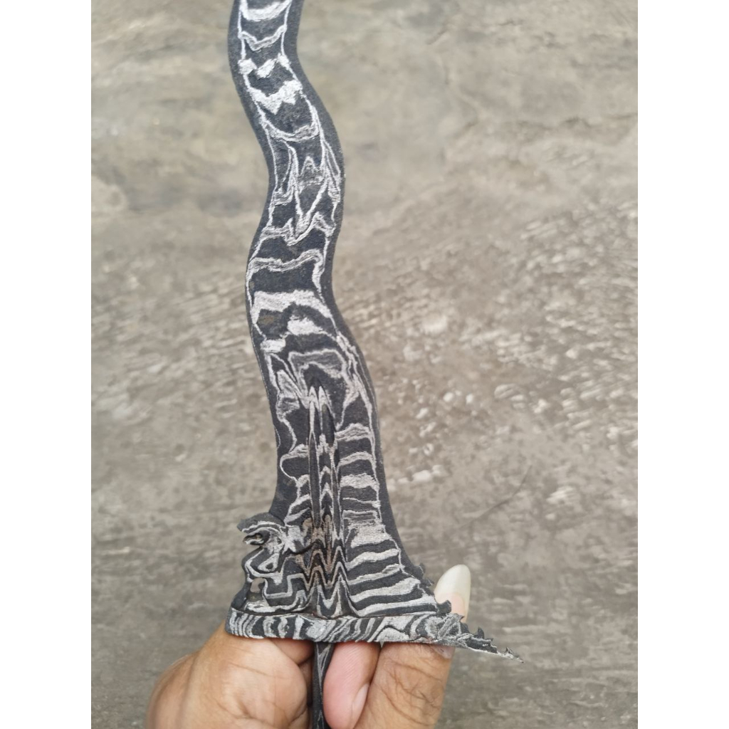 Keris Singo Brg Luk 11 pamor Lar Gangsir