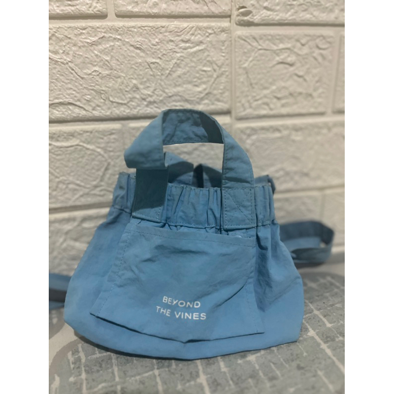 Beyond The Vines micro dumpling preloved