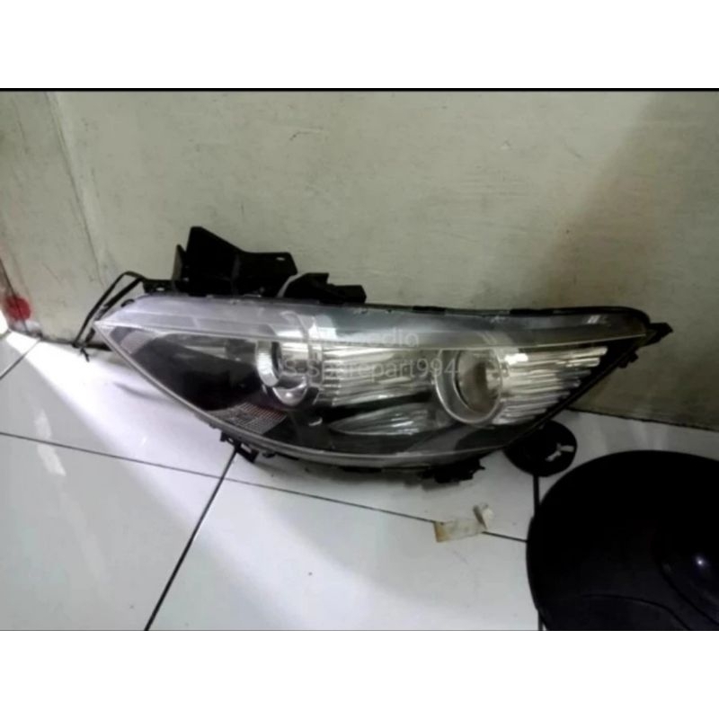 headlamp lampu depan mazda biante