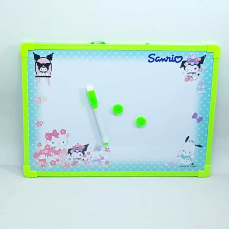 

Papan Tulis White Board/Papan Tulis Anak 1Sisi Sanrio Hijau 6218 Kecil