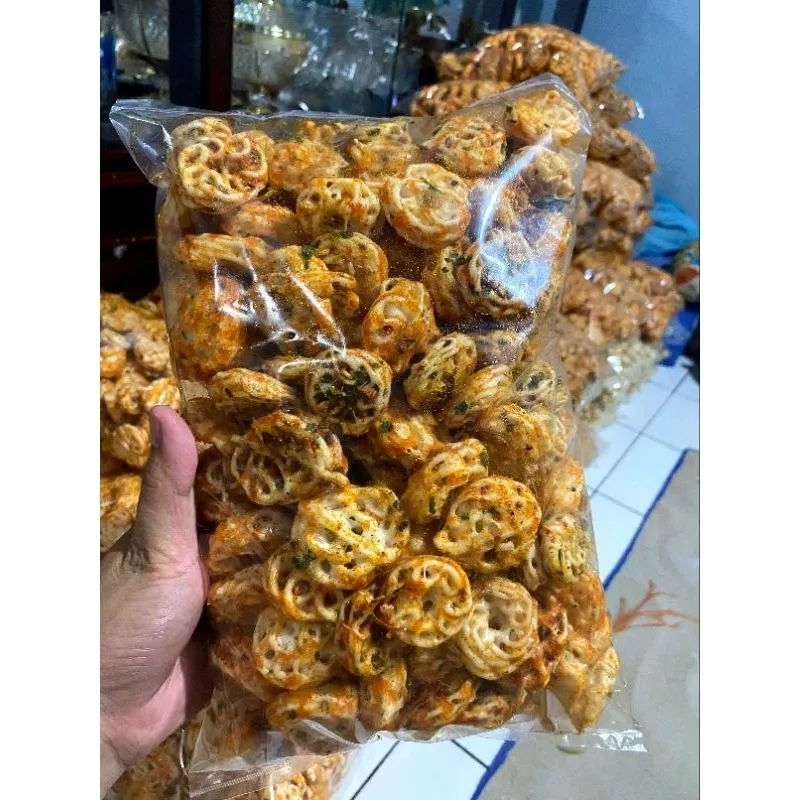 

sebring (seblak kering) rasa pedas daun jeruk 500gr