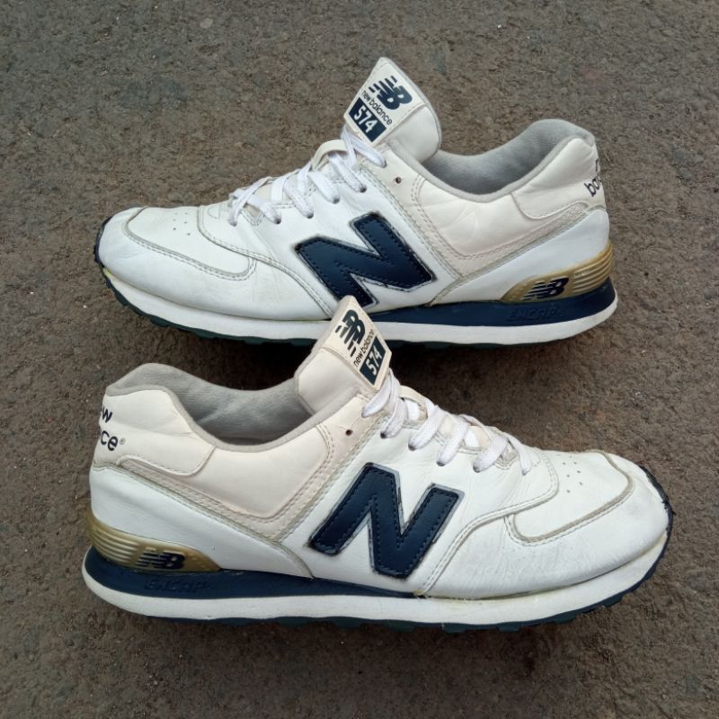 Sepatu Second Original New Balance NB 574 Kulit