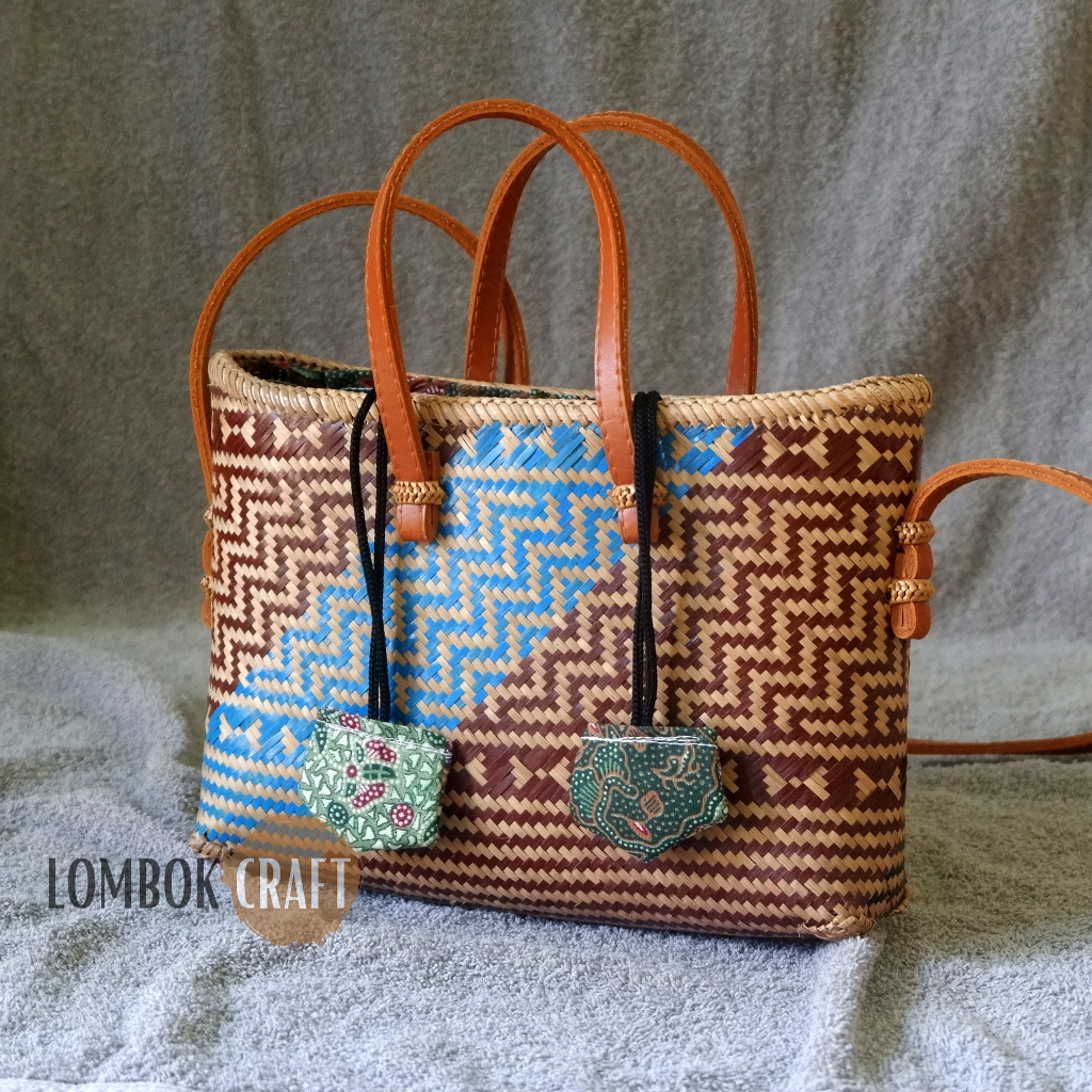 Tas Anyaman Bambu Tali Panjang dan Pendek