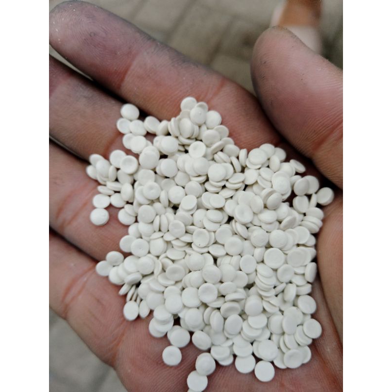 biji plastik pelet HDPE blow putih tembok