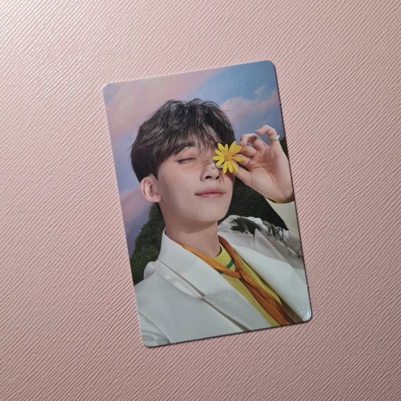 Seventeen Jeonghan Sector17 Bunga Merem PC