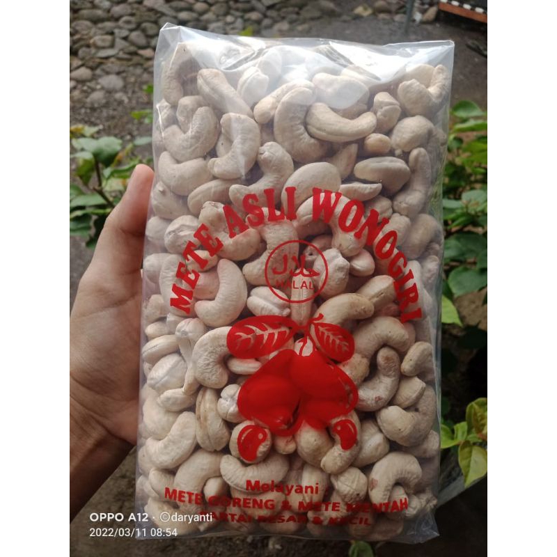 

kacang mete mentah fress 900g+packing 1kg