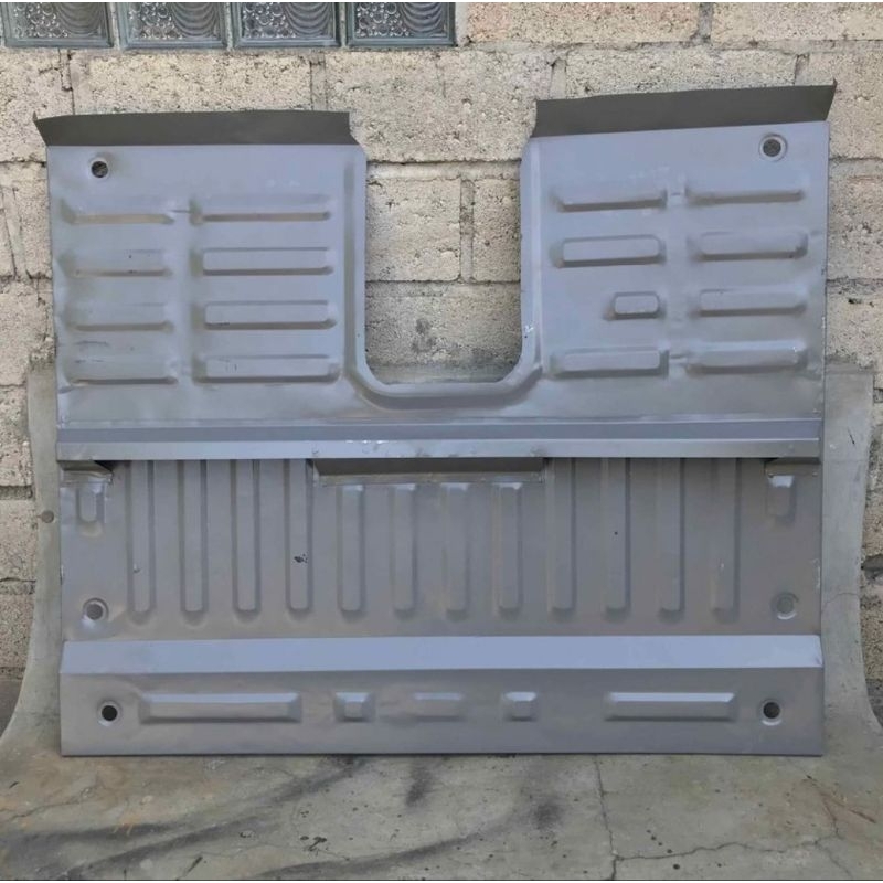 LANTAI DEPAN KABIN KIJANG SUPER