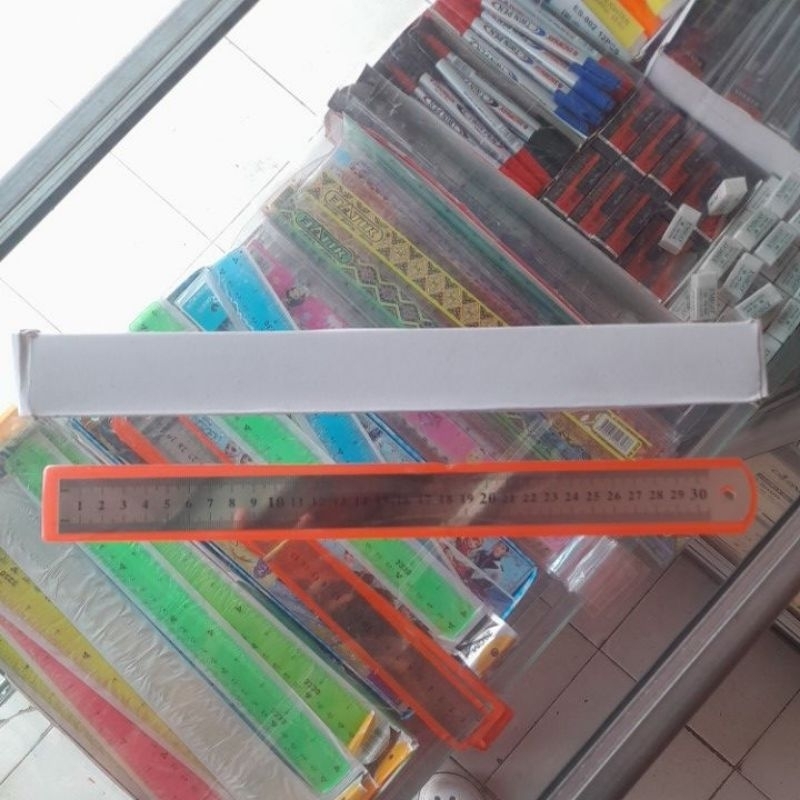 

penggaris rol besi putih stainless steel 30 cm