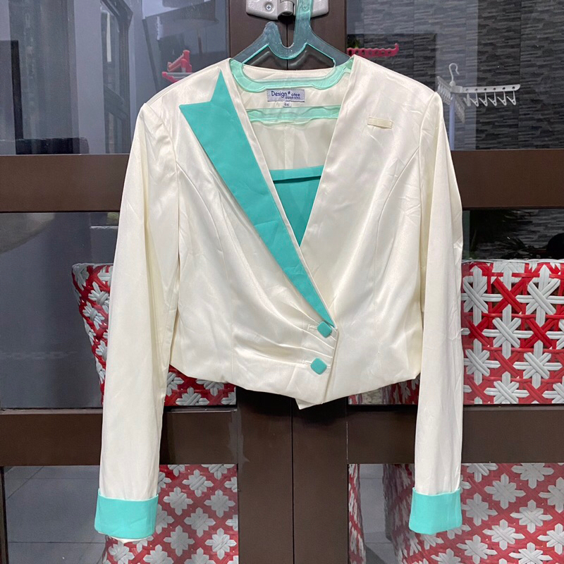 Blazer White Outer Putih Wanita Atasan Crop Top