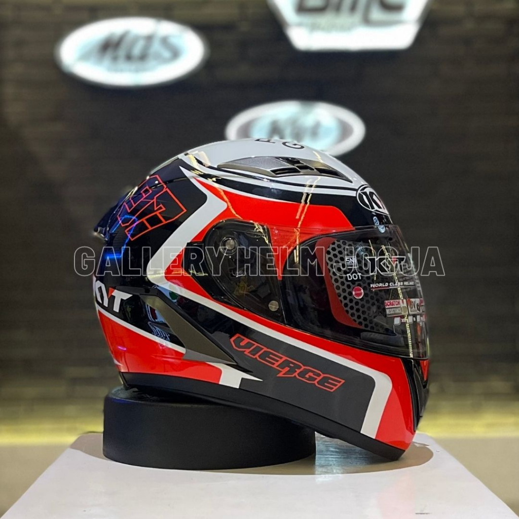 KYT Vendetta 2 Xavi Vierge Black Red Fluo