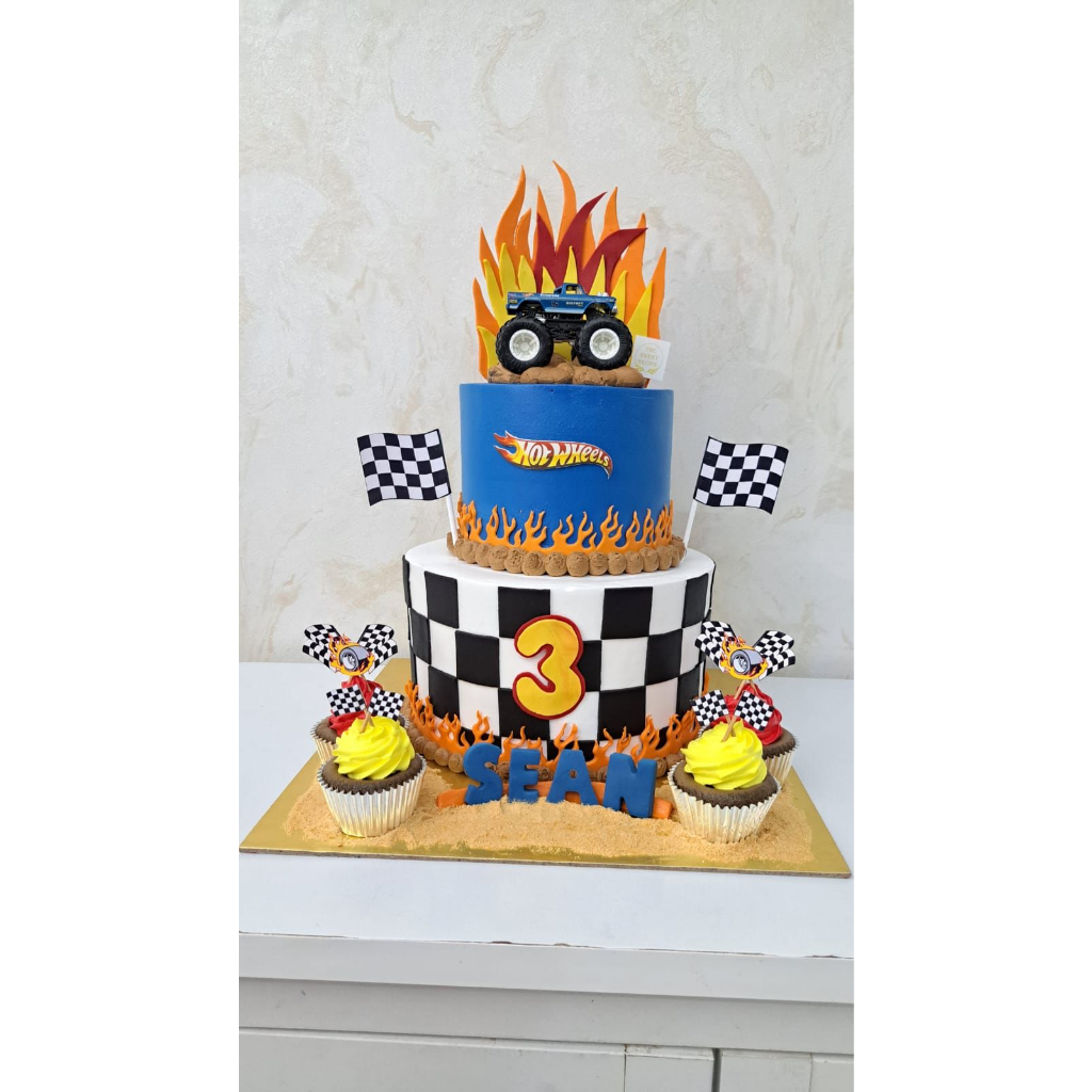 

Cake Hot Wheels 2 Tier