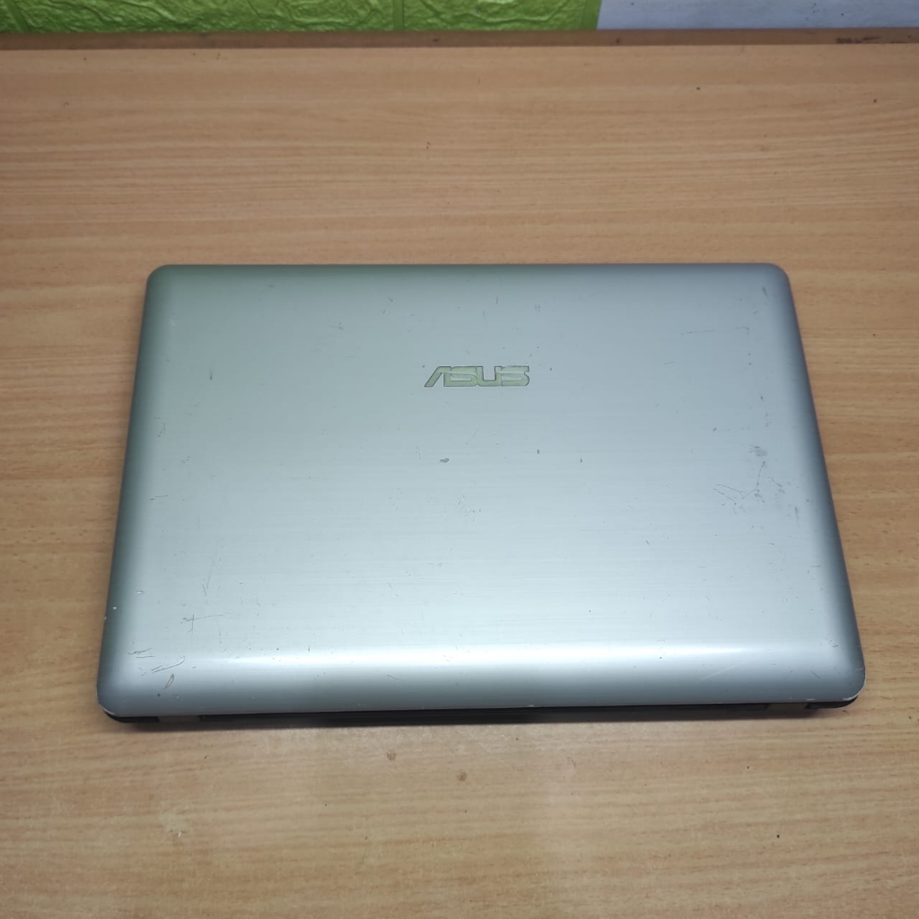 Kasing Casing Case Notebook Asus EeePc 1215 1215B