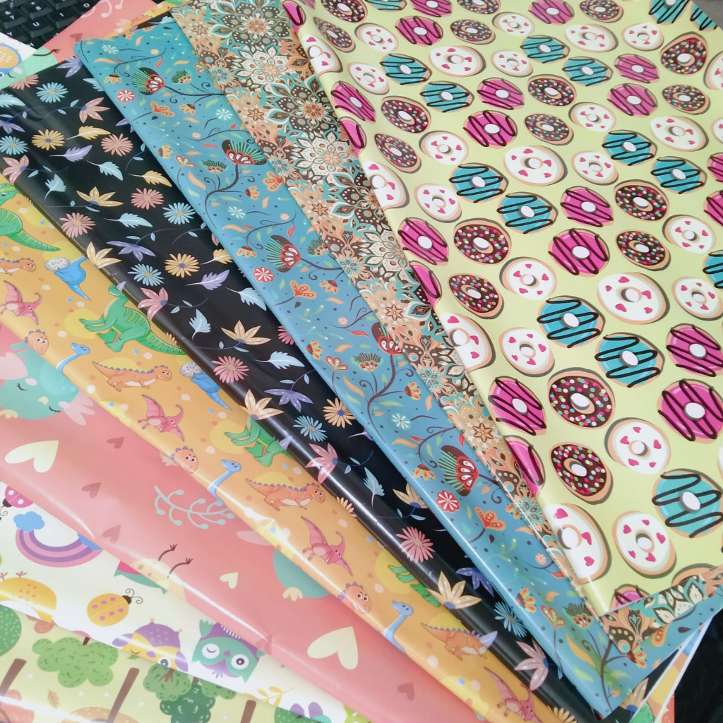 

KERTAS KADO / BUNGKUSAN HADIAH SIDU 1 LEMBAR