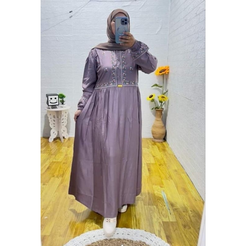 Wellsy Midi Dress Aura Bordir Busui Gamis Bahan Matt. Rayon Twill Sritex