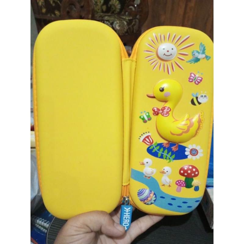 

PENSIL CASE