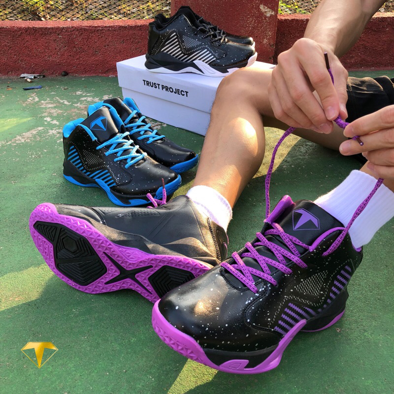 new product sepatu basket trust 1.0 / sepatu basket original termurah