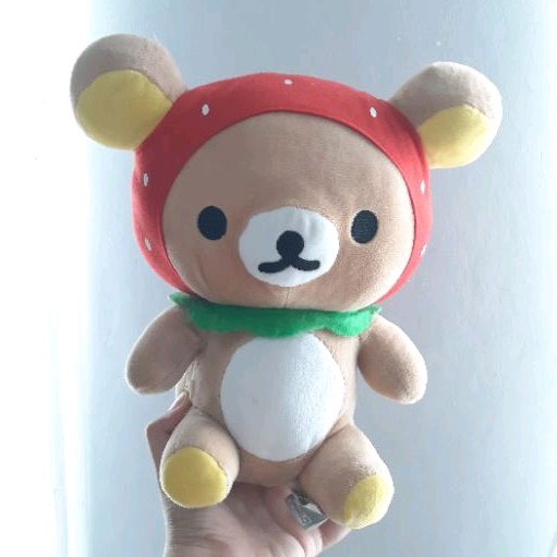 Boneka Rilakkuma Kostum Stroberi (Preloved)
