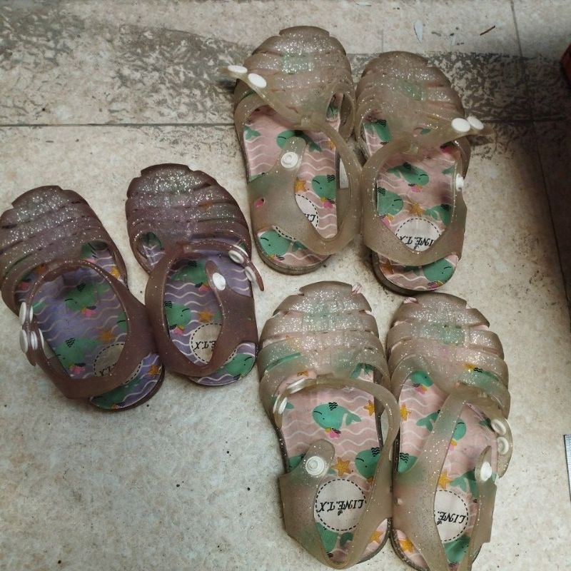 preloved sandal anak