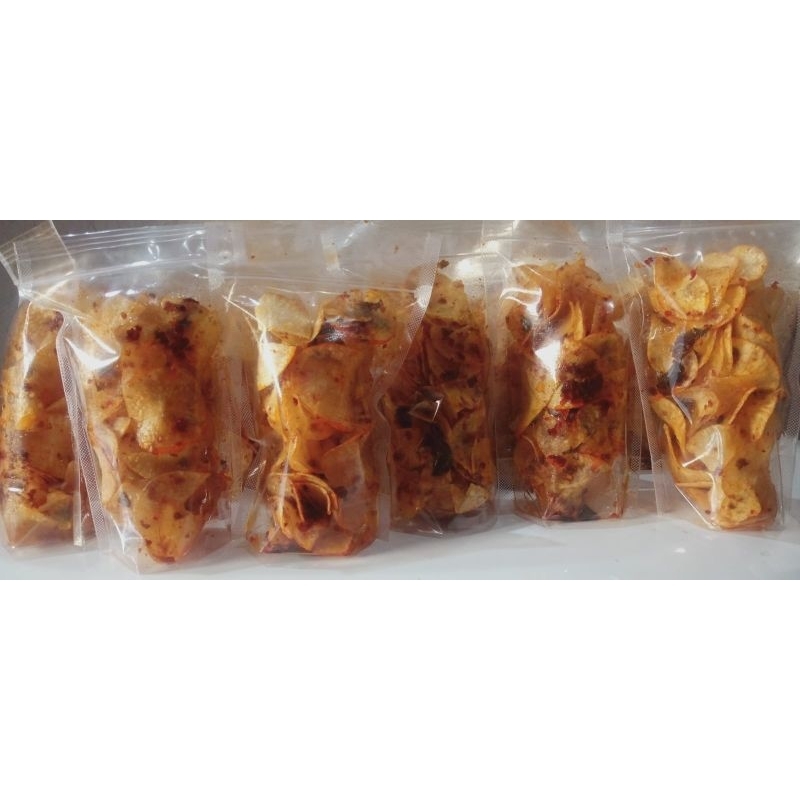 

Kripik singkong pedas daun jeruk 120gr