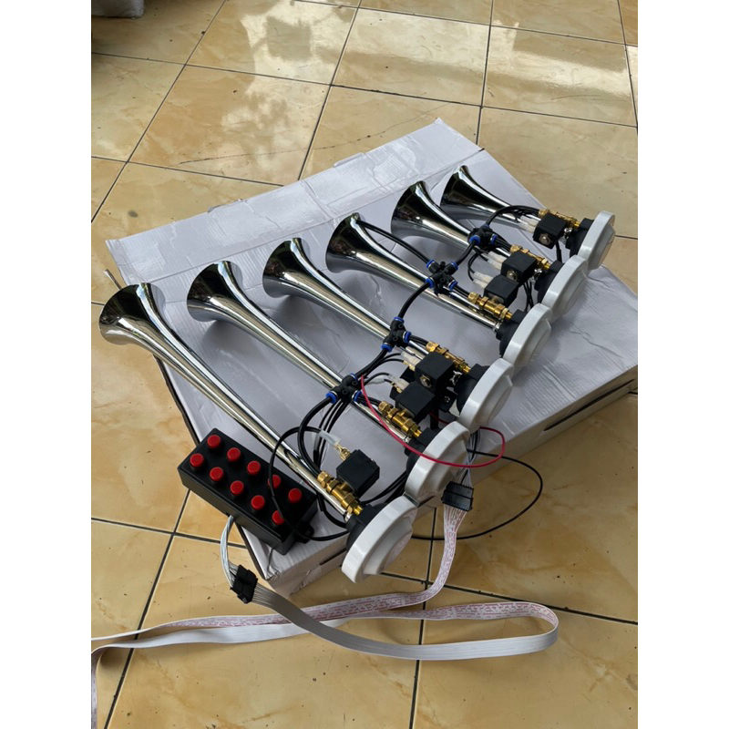 klakson 6 corong angin