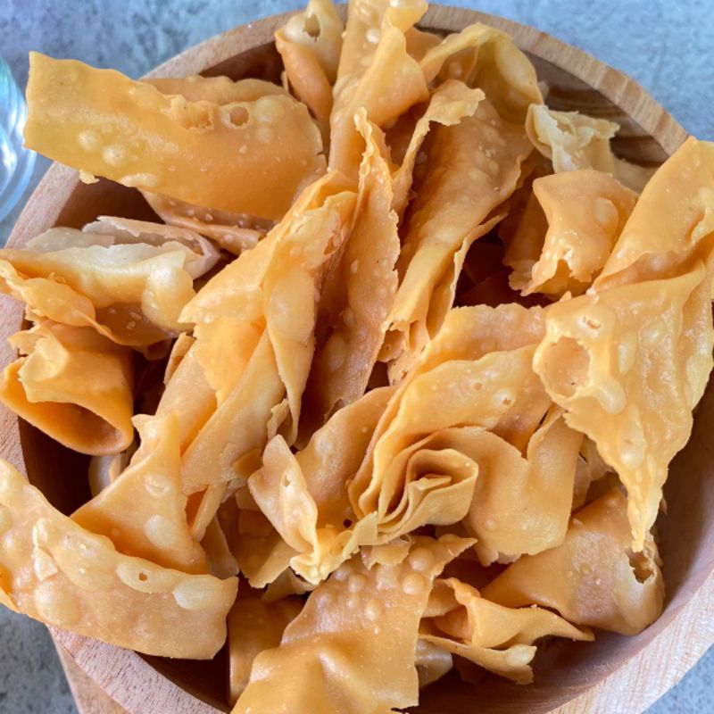 

Keripik Bawang/ Keripik Pangsit