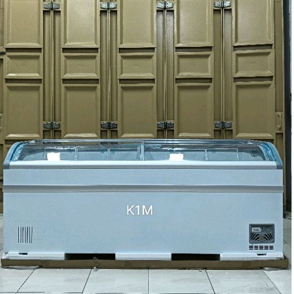 Freezer GEA Slidding Curve Glass 700 ltr SD700BY SD-700BY