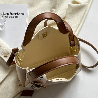 ASTA BA9221 Ovelia Tas Sling Bag Shoulder Bag 2 Warna Hand Bag Wanita Import PU Leather Premium Satu Ruang Kancing Magnet Anti Air