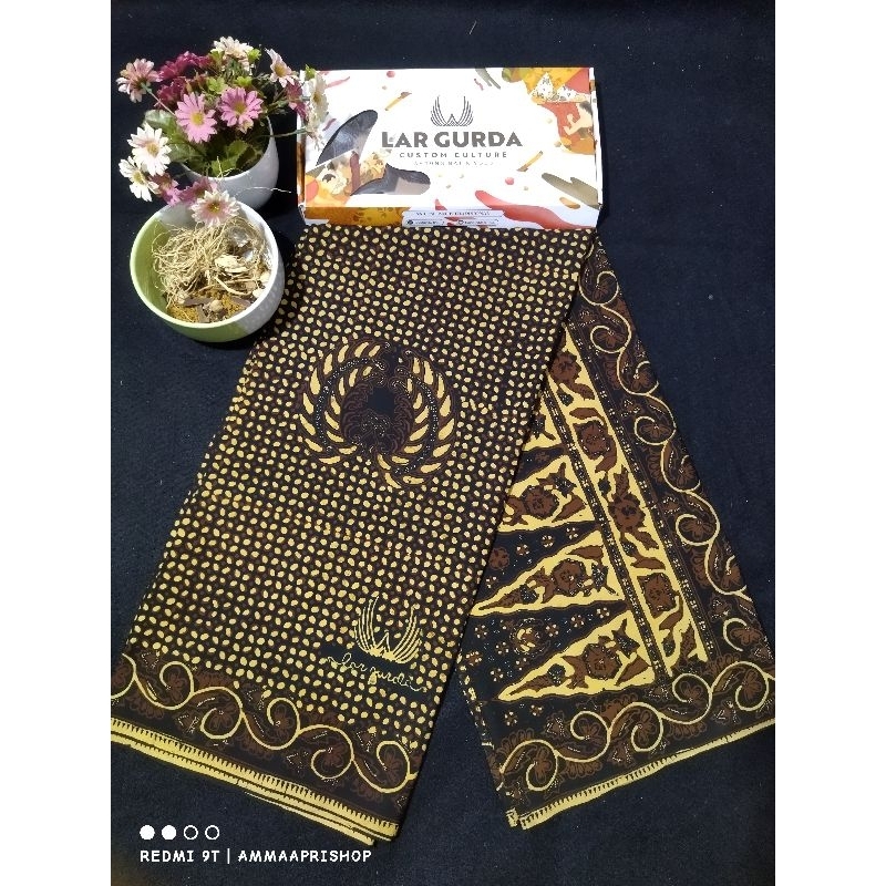 sarung batik Lar Gurda kesikan