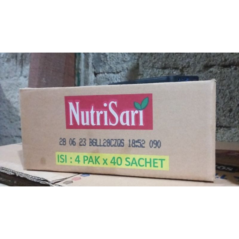 

Kardus Bekas Nutri sari Layak Pakai