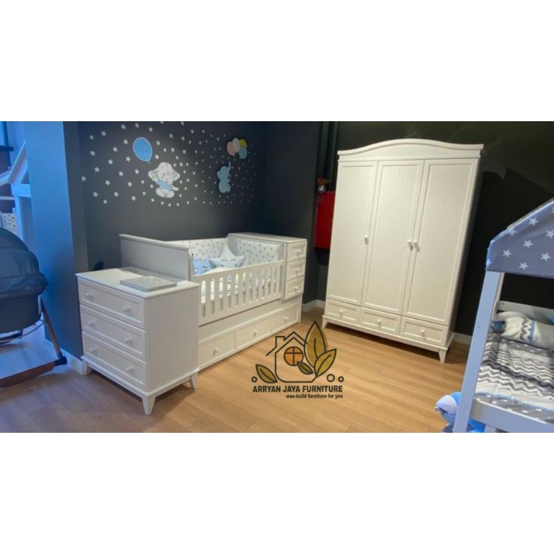 set kamar bayi / box bayi / tempat tidur bayi
