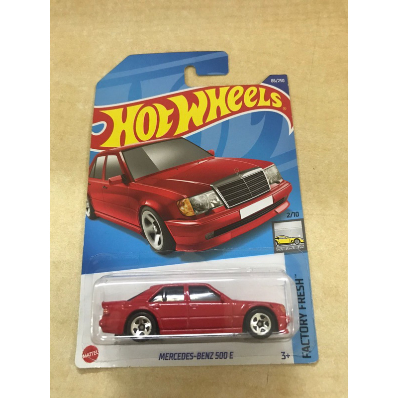 HOT WHEELS MERCEDES-BENZ 500 E