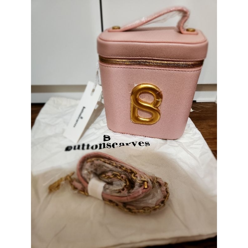 Buttonscarves vanity bag