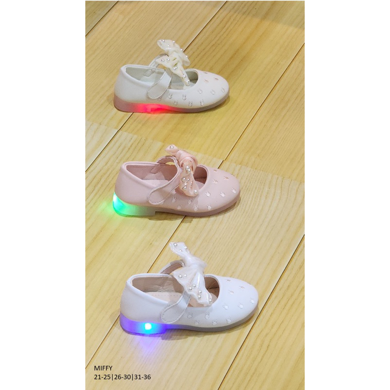Sepatu anak perempuan cantik | Sepatu lampu LED