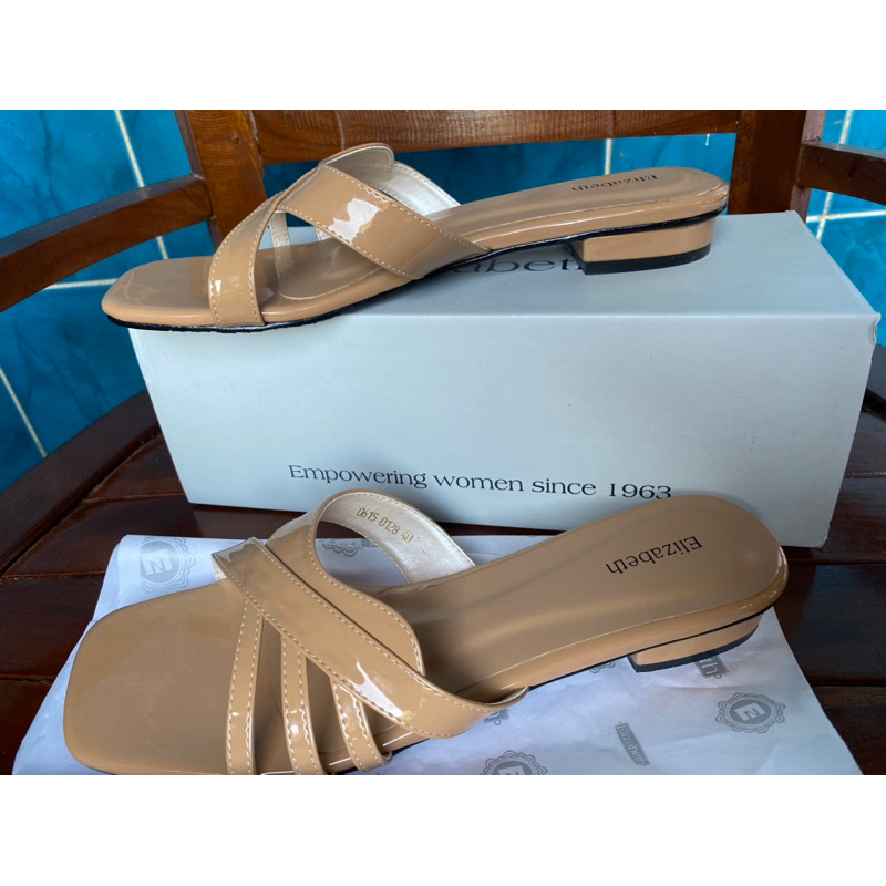 sandal elizabeth