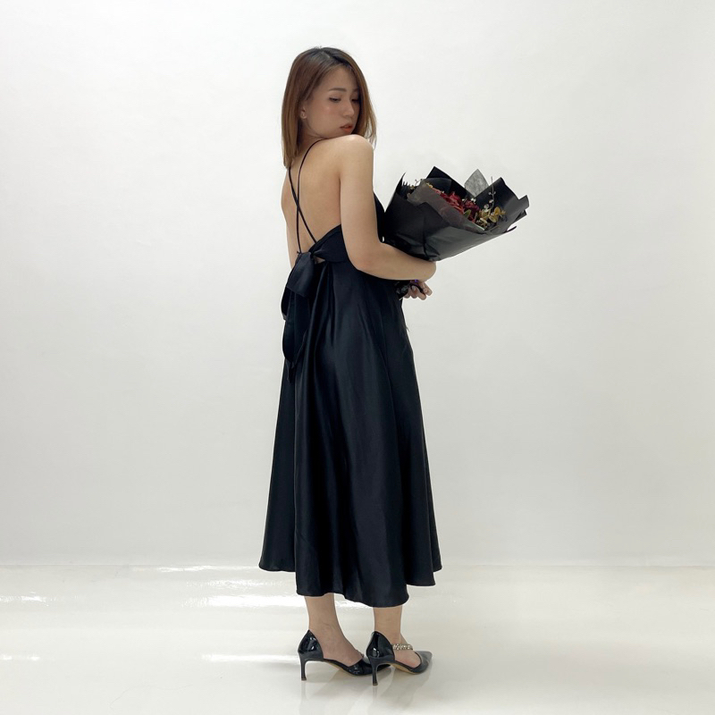 Jiju Dress Backless Satin Silk