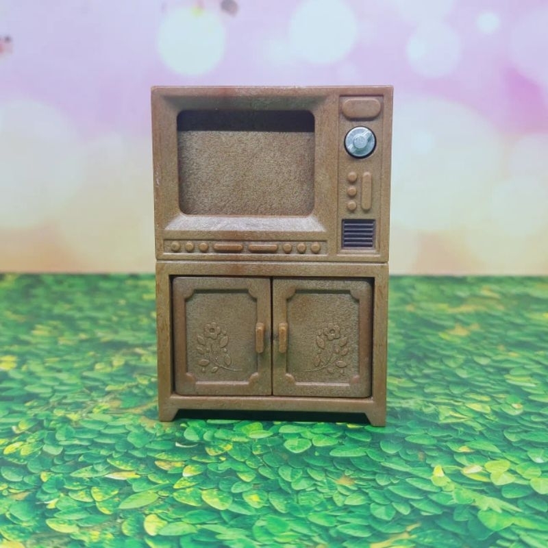 Preloved Koleksi sylvanian families TV ori epoch