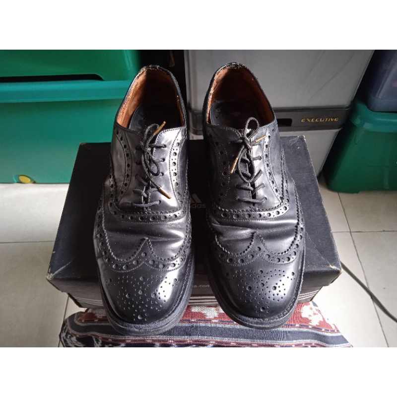 Sepatu Shoes Kulit Leather Asli Church Pantofel Oxford Brogues Wingtip Black Original Italy Formal M
