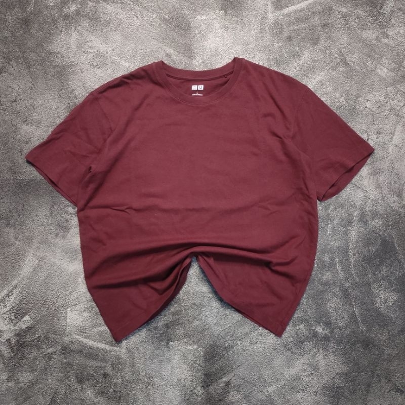UNIQLO t-shirt basic maroon