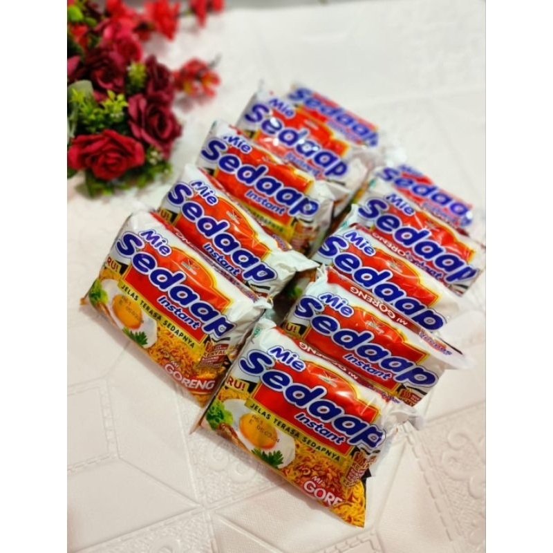 

mie instan /mie sedap instan